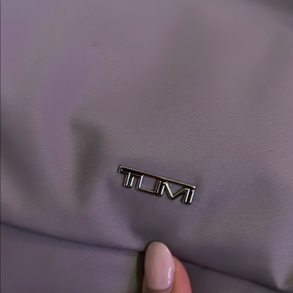 Elegant Tumi  Shoulder Bag - Picture 10 of 11